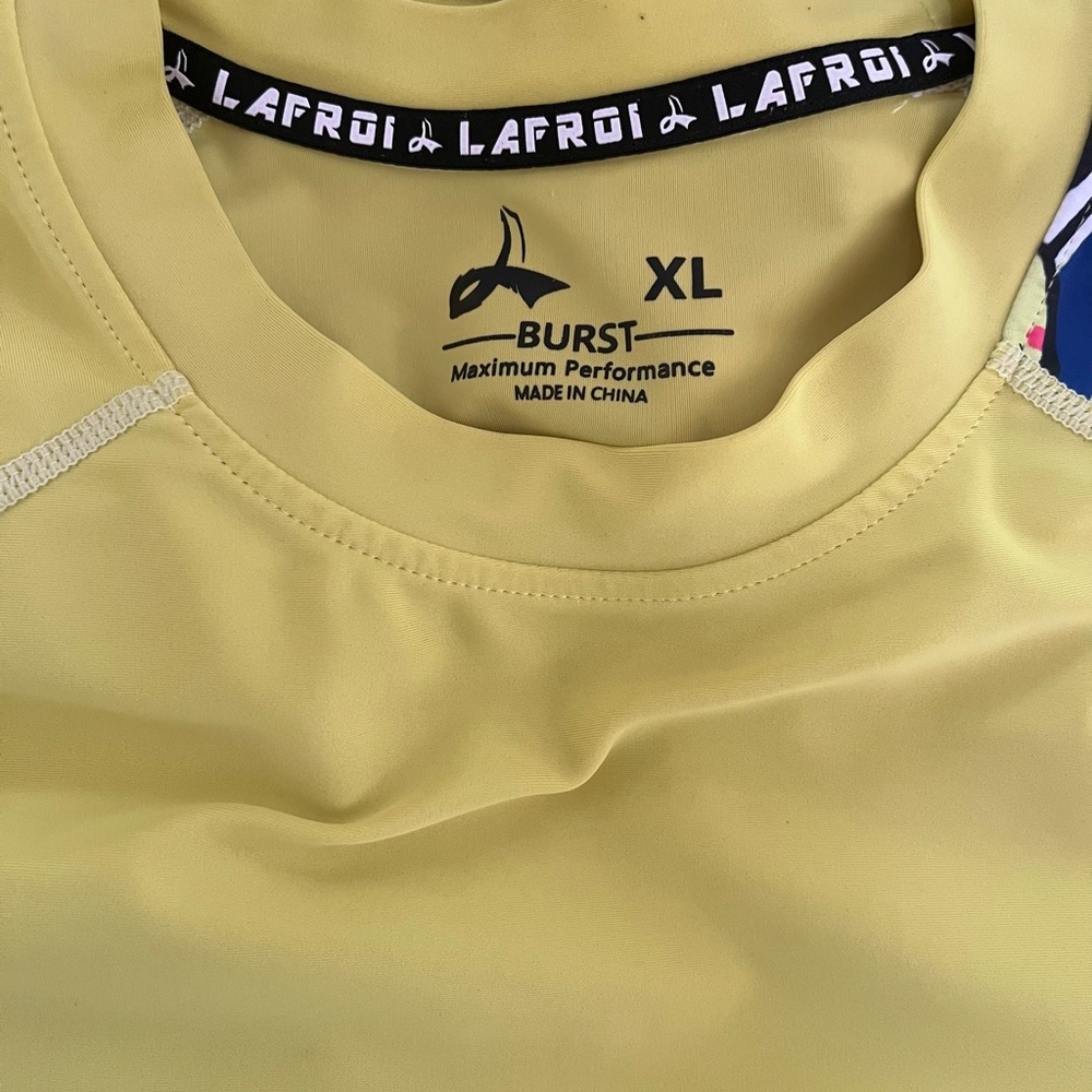 Yellow Graphic Rash Guard A212 - Picture 5 of 6